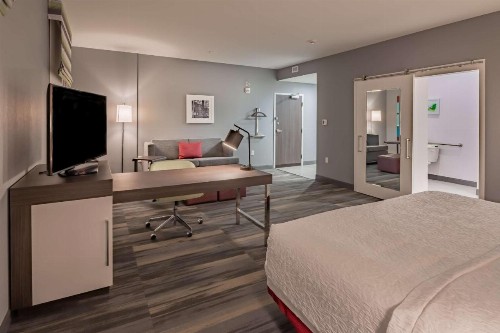 Hampton Inn & Suites Dallas/Plano Central - image 43
