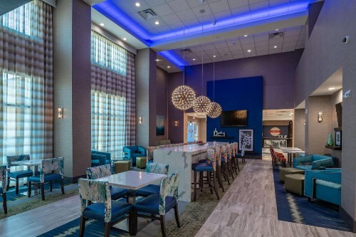 Hampton Inn & Suites Dallas/Plano Central - image 8