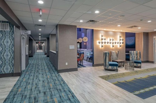 Hampton Inn & Suites Dallas/Plano Central - image 9