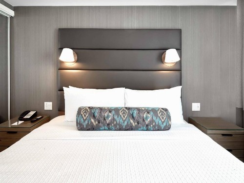 Sandman Signature Plano-Frisco Hotel - image 48