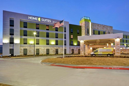 Home2 Suites Plano Legacy West - image 1