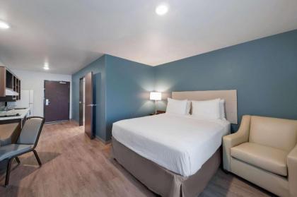 WoodSpring Suites Dallas Plano Central Legacy Drive - image 13
