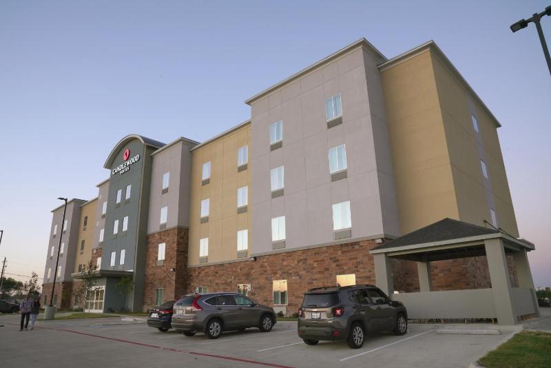Candlewood Suites - Plano North an IHG Hotel - main image