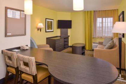 Candlewood Suites - Plano North an IHG Hotel - image 8