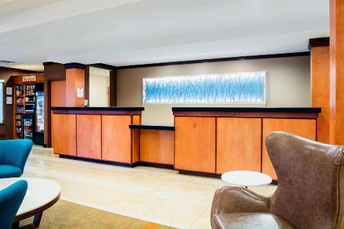 Fairfield Inn and Suites by Marriott Lakeland Plant City - image 12