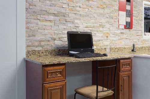 Knights Inn - Plant City - image 28