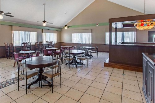 Knights Inn - Plant City - image 30