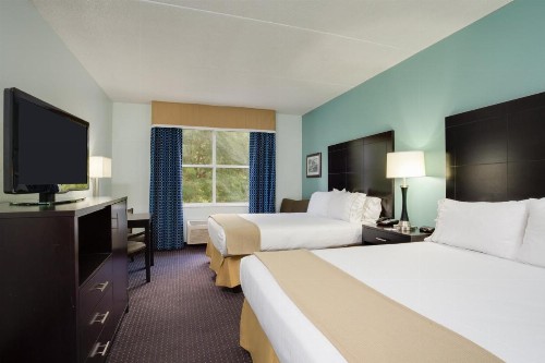 Holiday Inn Express Hotel & Suites Plant City an IHG Hotel - image 44