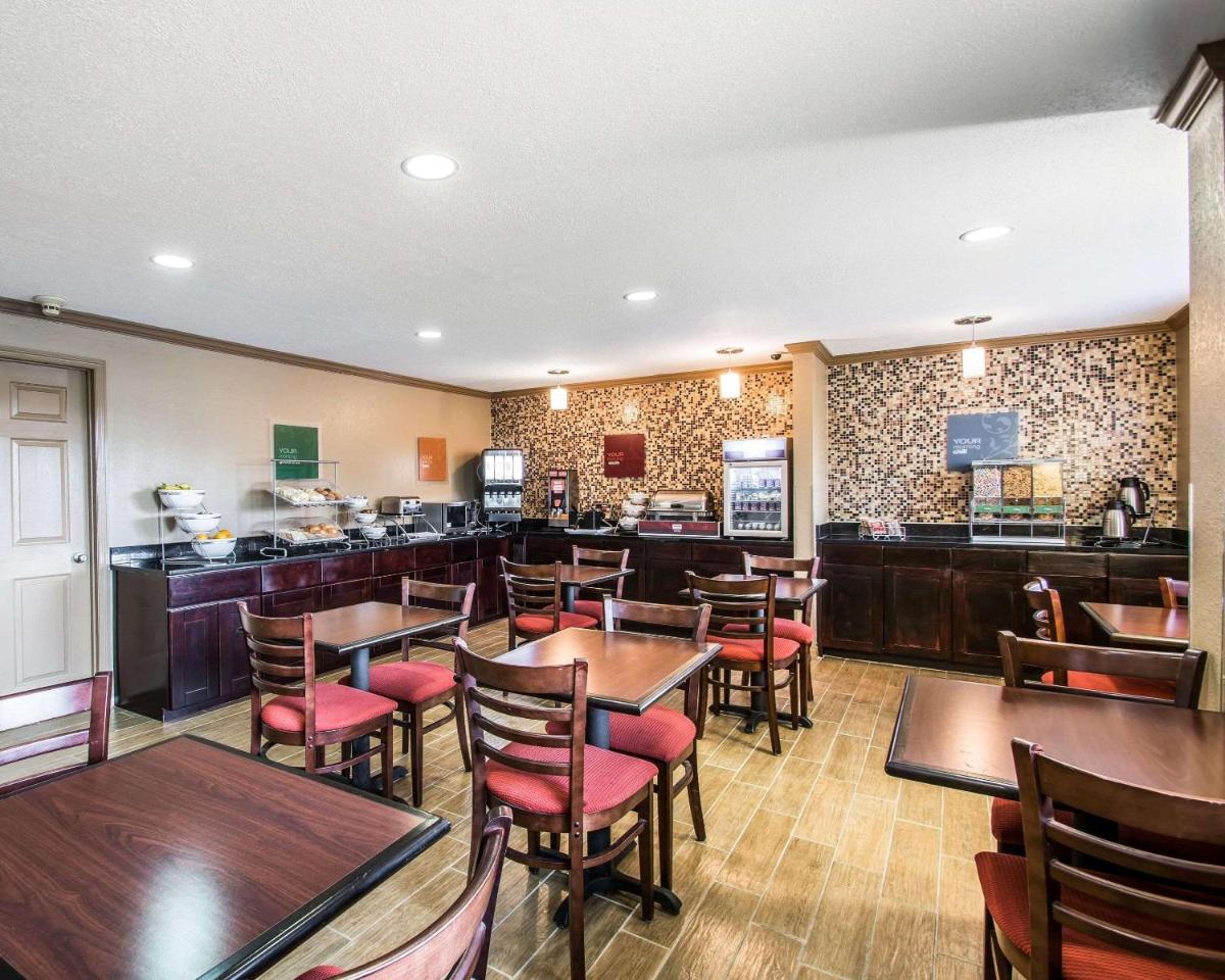 Comfort Inn Plant City - Lakeland - image 6