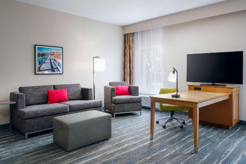 Hampton Inn Plant City - image 12