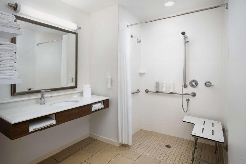 Hampton Inn Plant City - image 23
