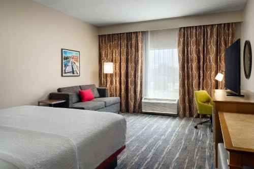 Hampton Inn Plant City - image 29
