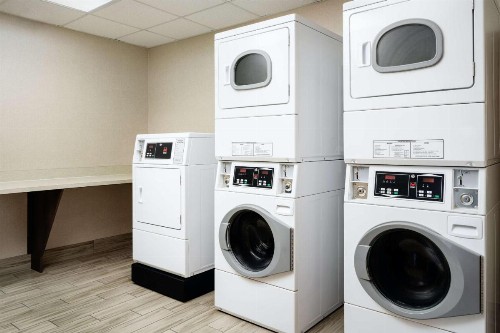 Hampton Inn Plant City - image 34