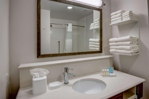 Hampton Inn Plant City - image 37
