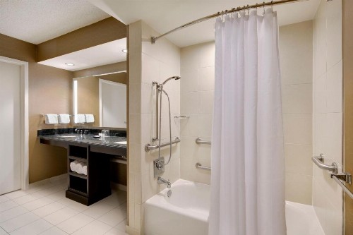 Sheraton Suites Fort Lauderdale Plantation-NEWLY RENOVATED - image 18