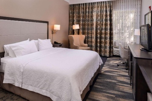 Hampton Inn Fort Lauderdale Plantation - image 8