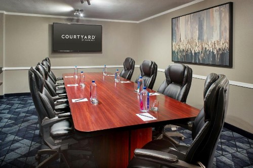 Courtyard by Marriott Fort Lauderdale Plantation - image 3