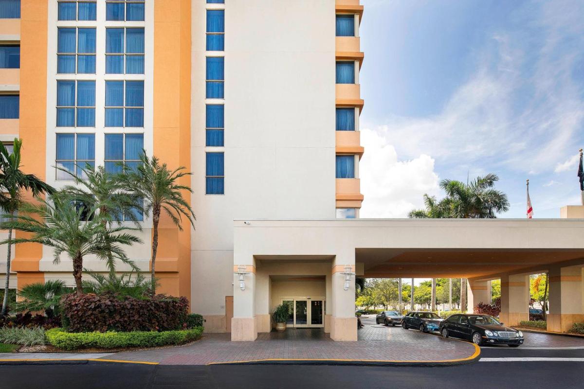 Renaissance Fort Lauderdale West Hotel - image 3