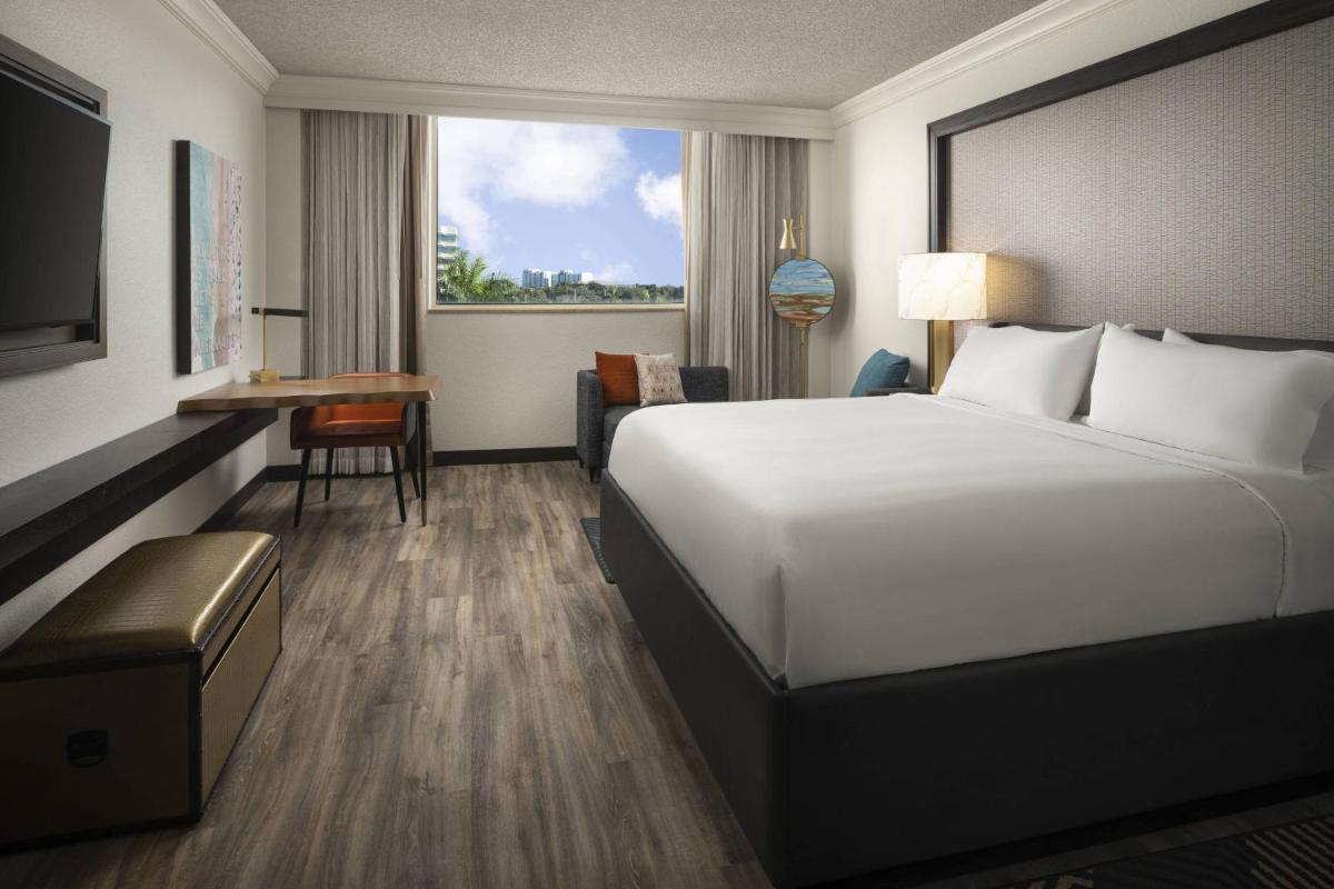 Renaissance Fort Lauderdale West Hotel - image 4
