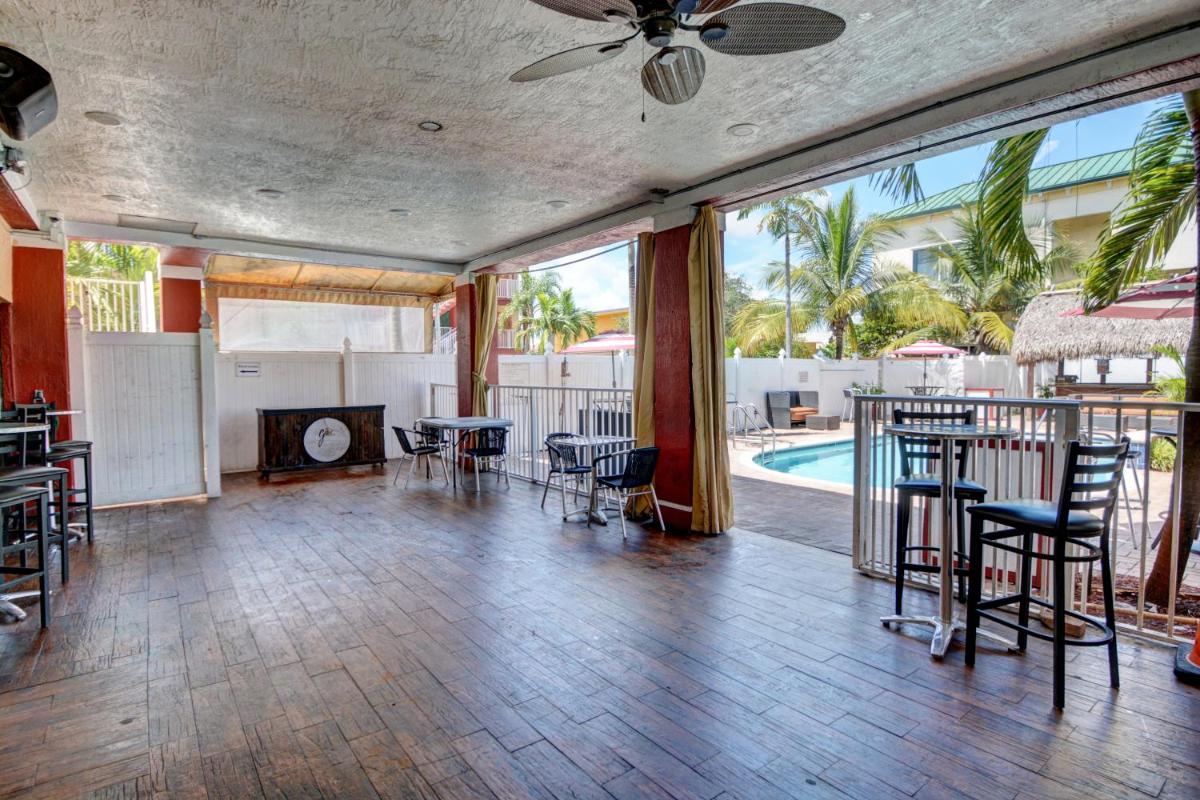 Plantation Inn Hotel and Lounge - image 7