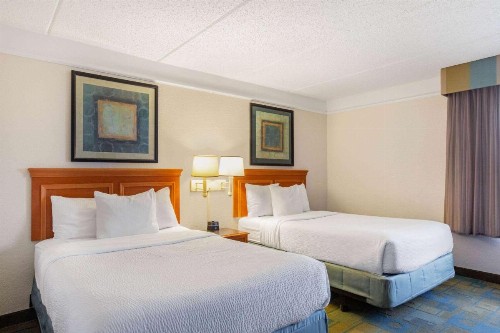 La Quinta by Wyndham Ft. Lauderdale Plantation - image 18