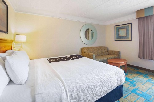 La Quinta by Wyndham Ft. Lauderdale Plantation - image 5