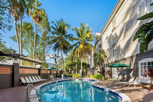 La Quinta by Wyndham Ft. Lauderdale Plantation - image 6