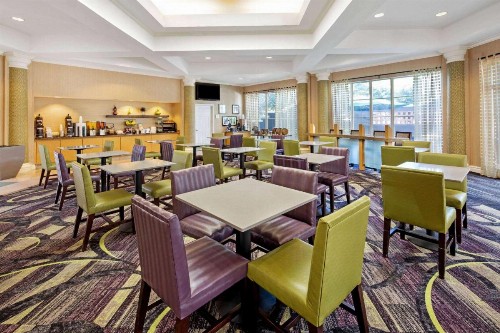 La Quinta by Wyndham Ft. Lauderdale Plantation - image 9