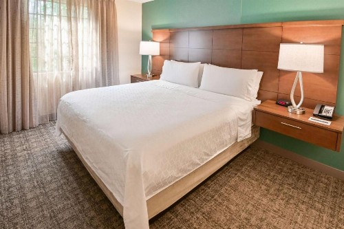 Sonesta ES Suites Fort Lauderdale Plantation - image 11