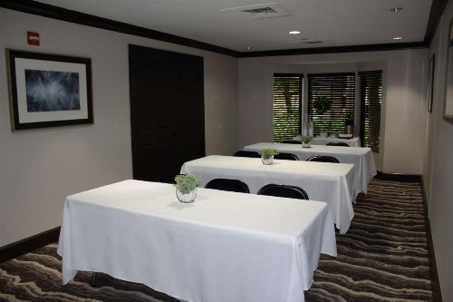 Sonesta ES Suites Fort Lauderdale Plantation - image 32