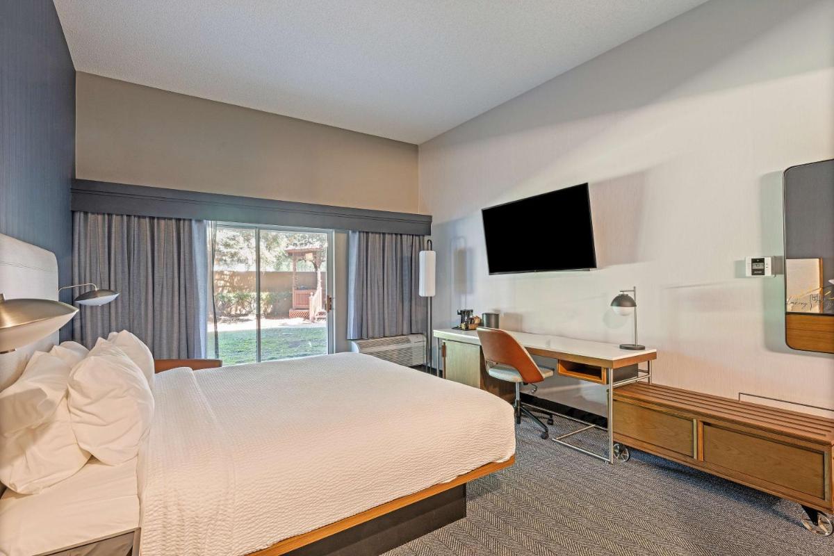 Sonesta Select Pleasant Hill - image 6