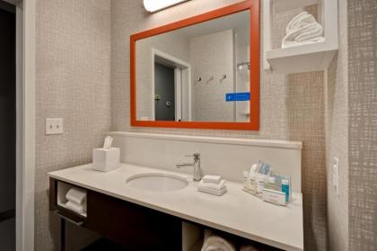 Hampton Inn Pleasant View - image 11