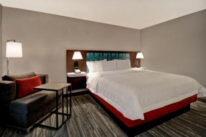 Hampton Inn Pleasant View - image 6