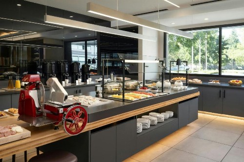 AC Hotel by Marriott Pleasanton - image 3