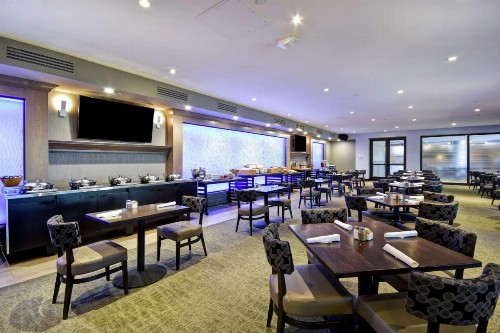 DoubleTree by Hilton Pleasanton at The Club - image 28