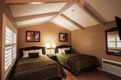 Tri-Valley Inn & Suites - image 13