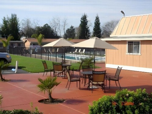 Tri-Valley Inn & Suites - image 6