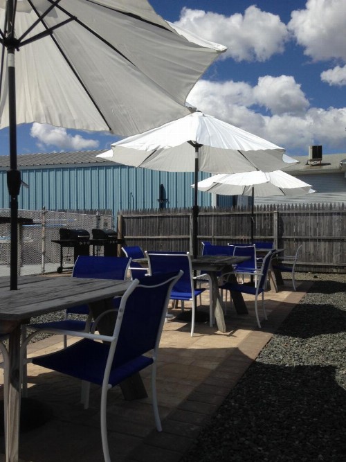Shore Point Motel - image 2