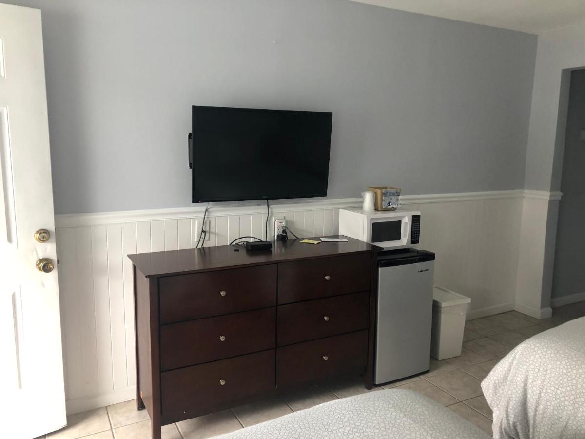 Boardwalk Beach Inn - image 4