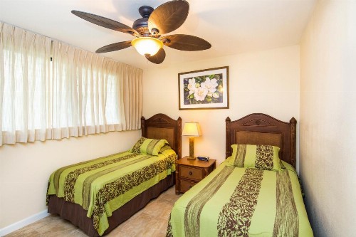 Castle Poipu Shores - image 6