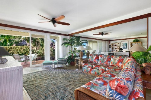 Whalers Cove in Poipu - image 42