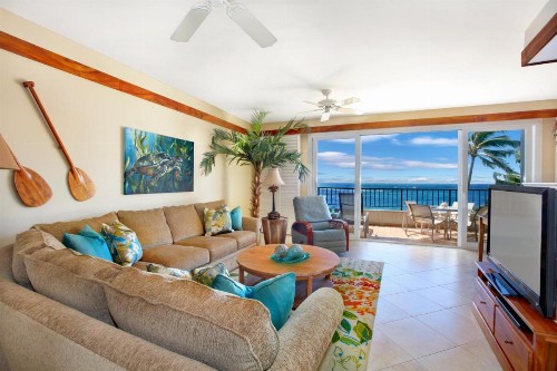 Whalers Cove in Poipu - image 46