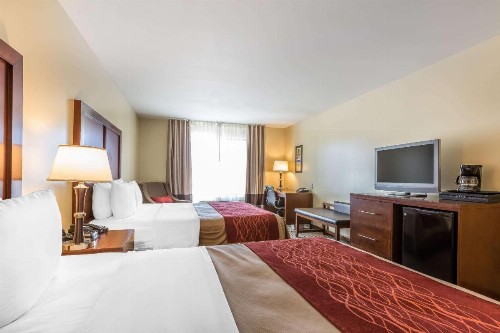 Comfort Inn Pomona Near FairPlex - image 30