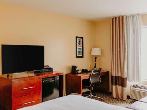 Comfort Inn Pomona Near FairPlex - image 43