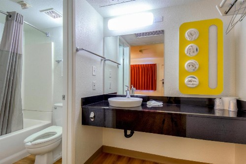 Motel 6-Pomona CA - Los Angeles - image 20