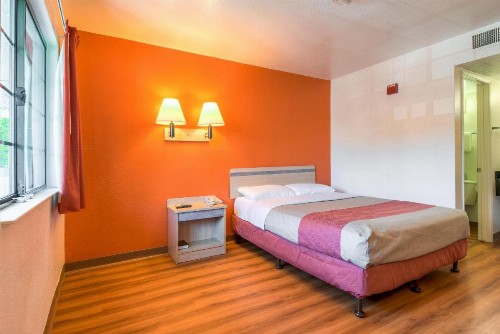 Motel 6-Pomona CA - Los Angeles - image 34