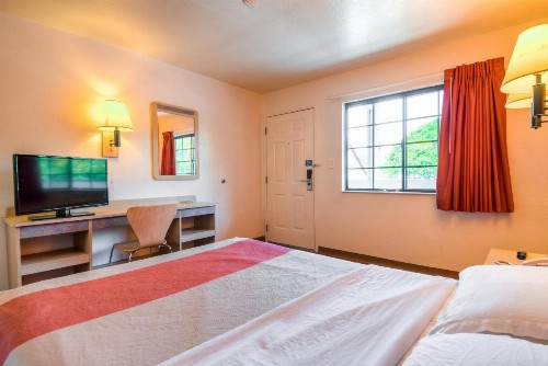 Motel 6-Pomona CA - Los Angeles - image 36