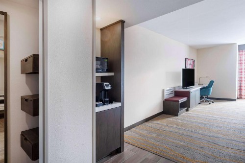 Hilton Garden Inn Pomona CA - image 29