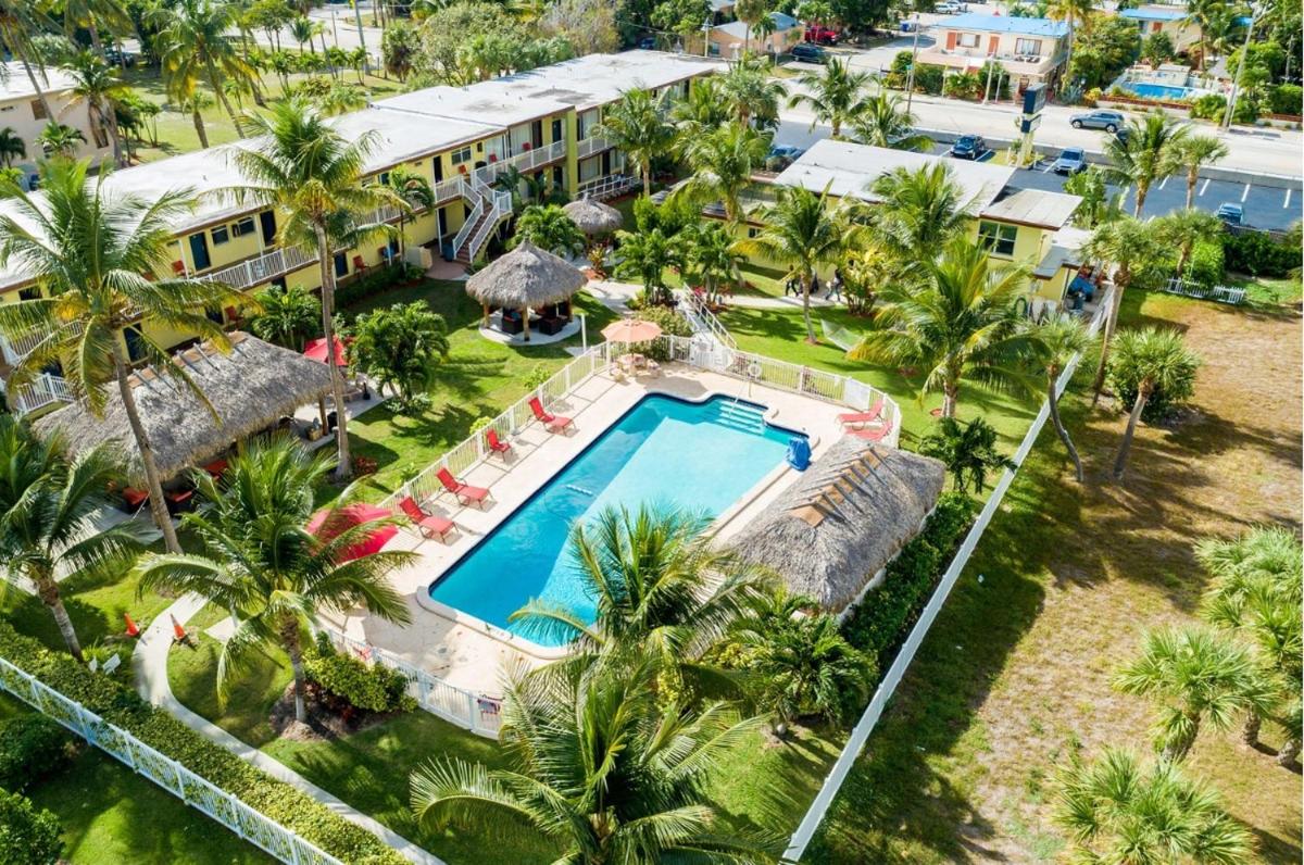 Oceans Beach Resort & Suites - image 4