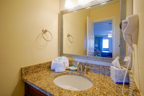 La Costa Beach Club by Capital Vacations - image 16